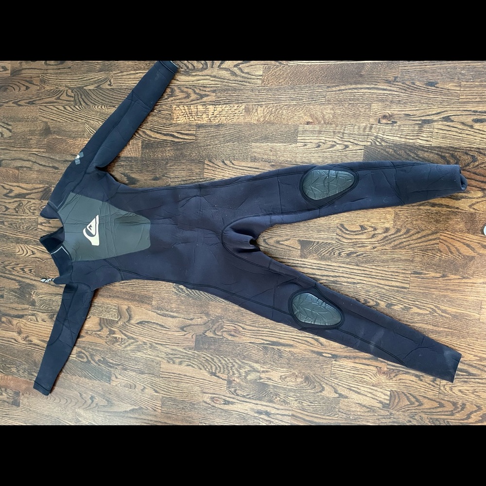 Quicksilver 4x3 wetsuit